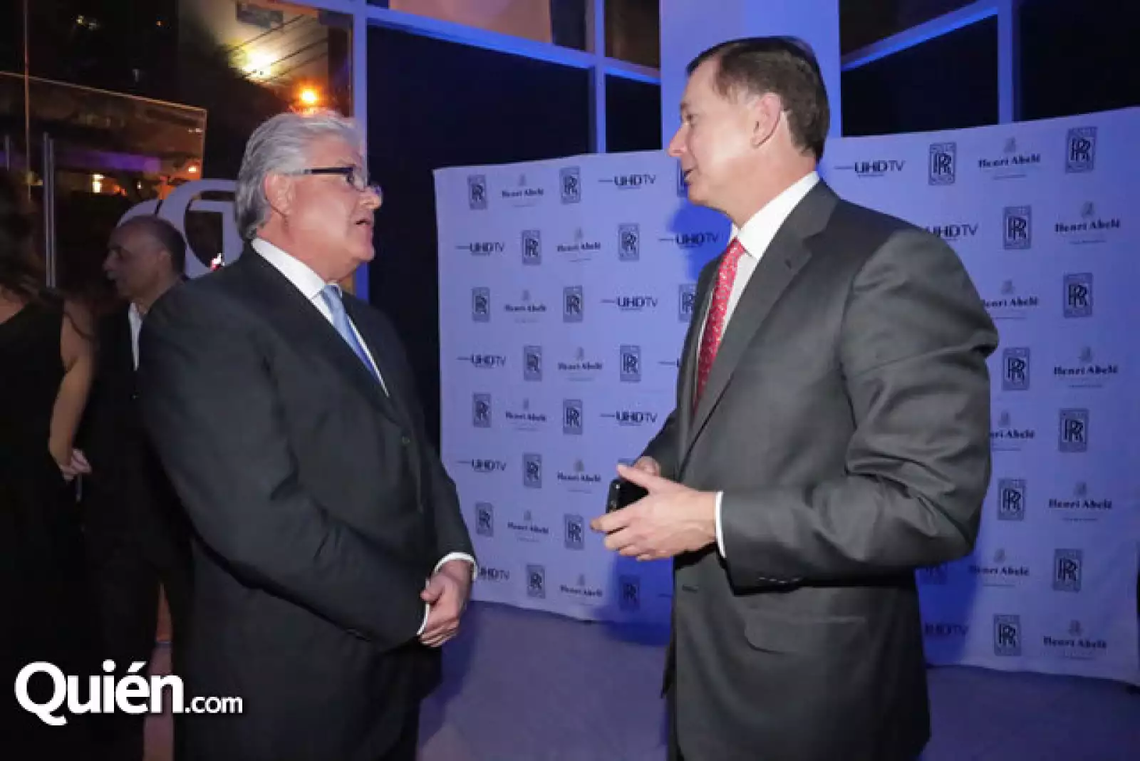 Carlos Henkel,José Guzmán Montalvo