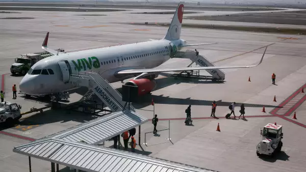 (Aeropuerto Internacional Felipe Angeles, en Zumpango)