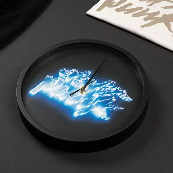 DaftPunkClock_TshirtV3.jpg