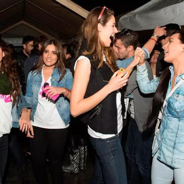 Isabel Burr, Fer Moyano y Pamela Almanza.