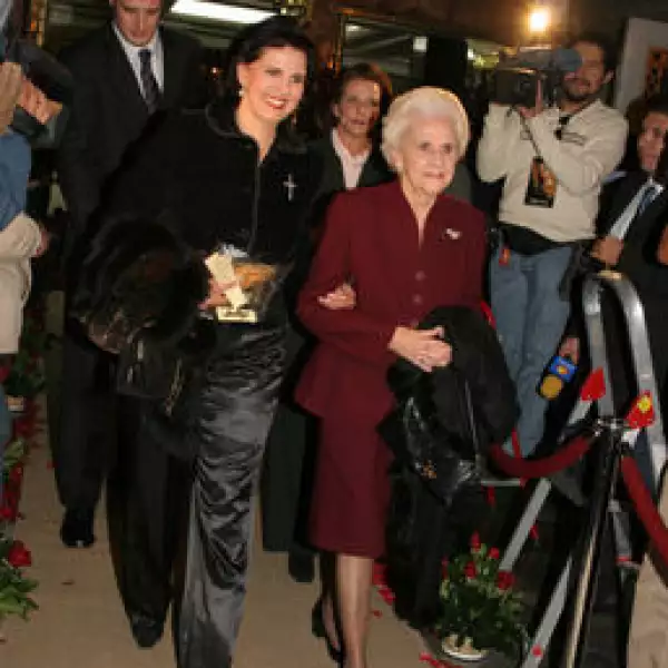 Tezi Picasso, Constanza Gutierrez