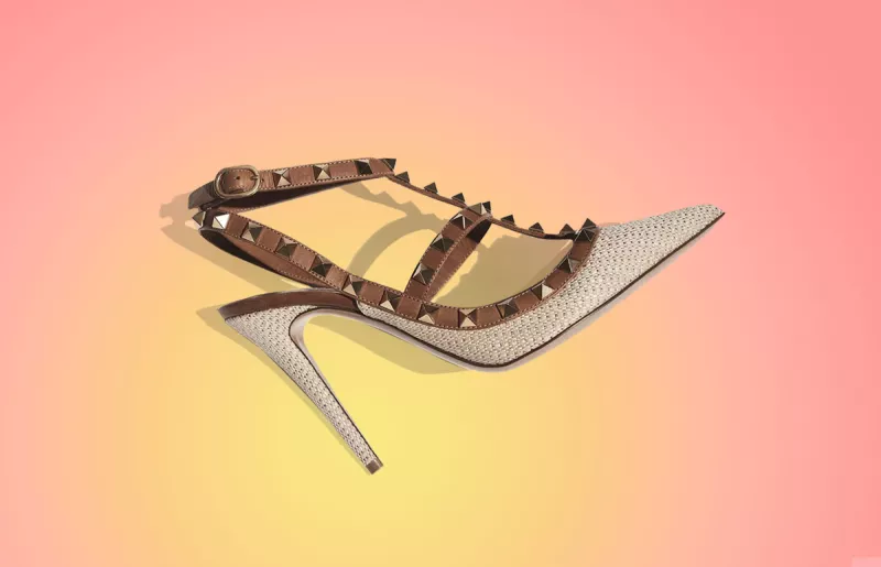 valentino-amazon-demanda