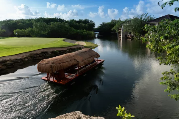 Life and Style Mayakoba.jpg