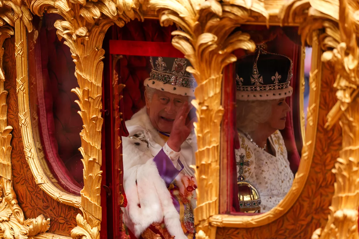 El rey Carlos III y la reina Camila en su día de Coronación