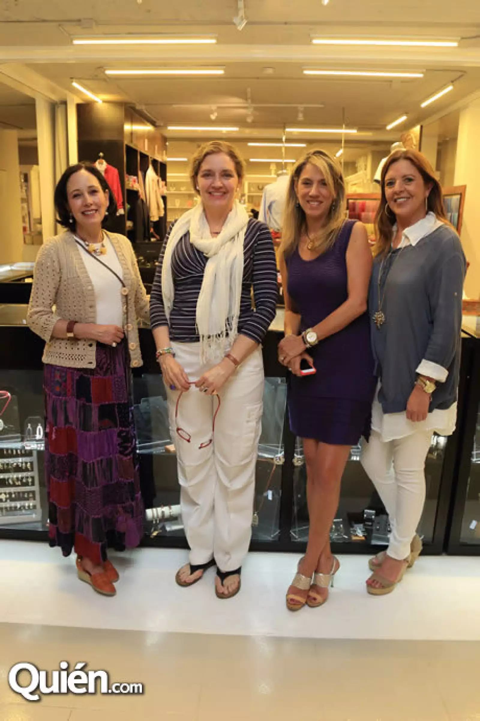 Margarita Escobedo,Elena Sáinz,Ana Paula Armendáriz,Alejandra Larrea