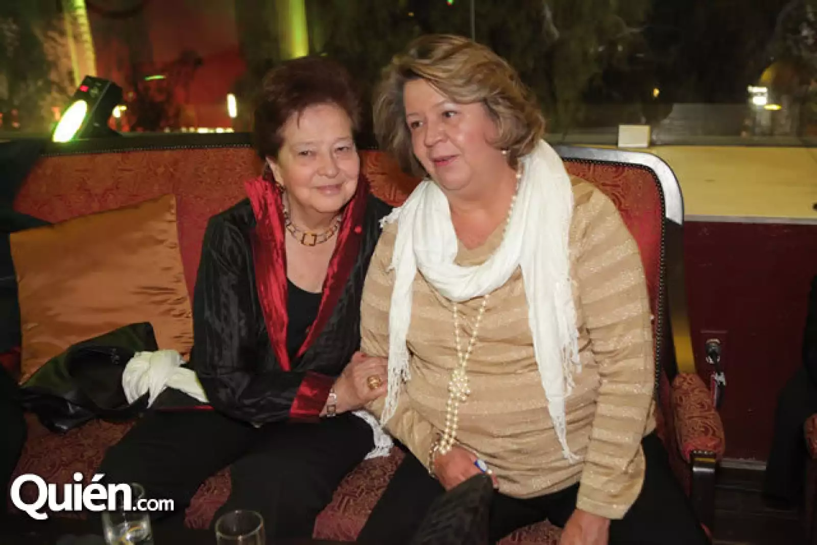 Rosi Noriega y Tere de Regil