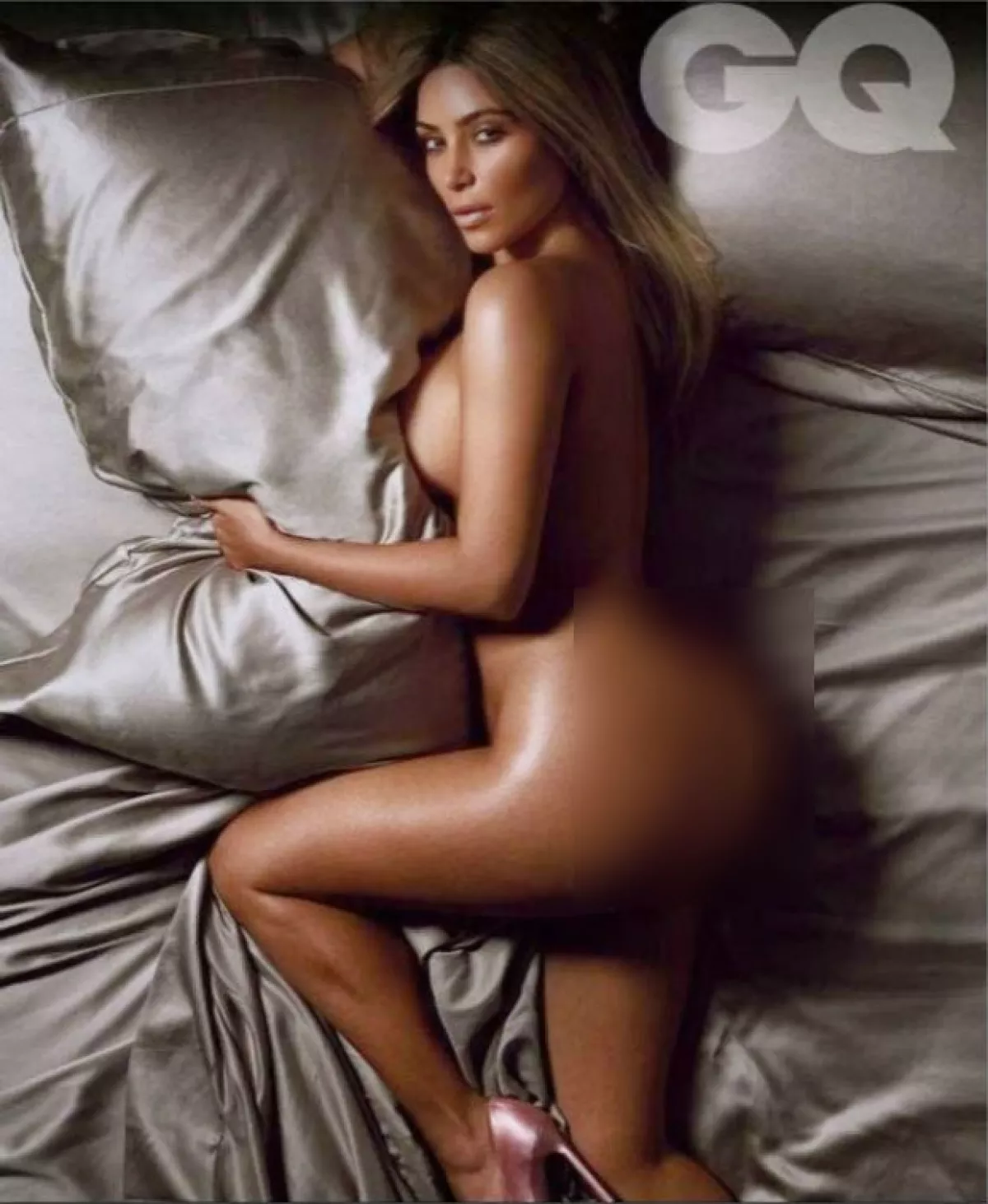 Kim mostró sin temor alguno, uno de sus mejores features: su derrière.