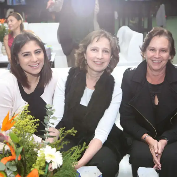 Arantxa Abdala, Adriana Urrea y Bárbara Kiehnle
