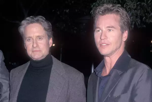 Michael Douglas y Val Kilmer