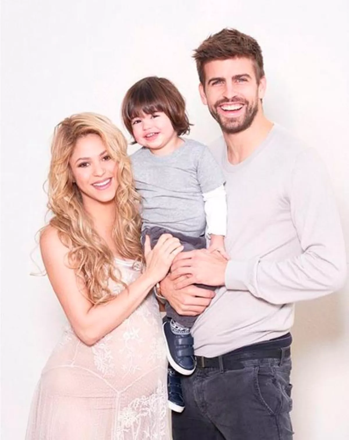 La familia de Shakira y Piqué es una de las más queridas del showbiz.