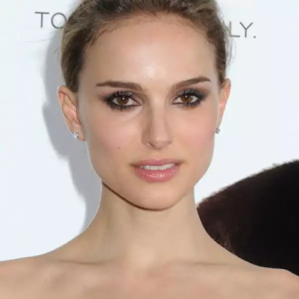 Además del inglés, la actriz sabe hablar hebreo.