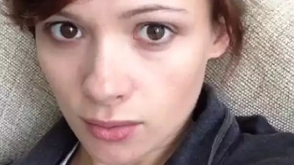 Según informa The Hollywood Reporter, Cathriona White estaba casada al momento de su muerte, por lo que su cuerpo será entregado a su esposo para trasladarla a su natal Irlanda.