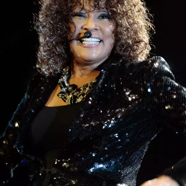 Por diversos problemas la cantante se descuidó y subió de peso.