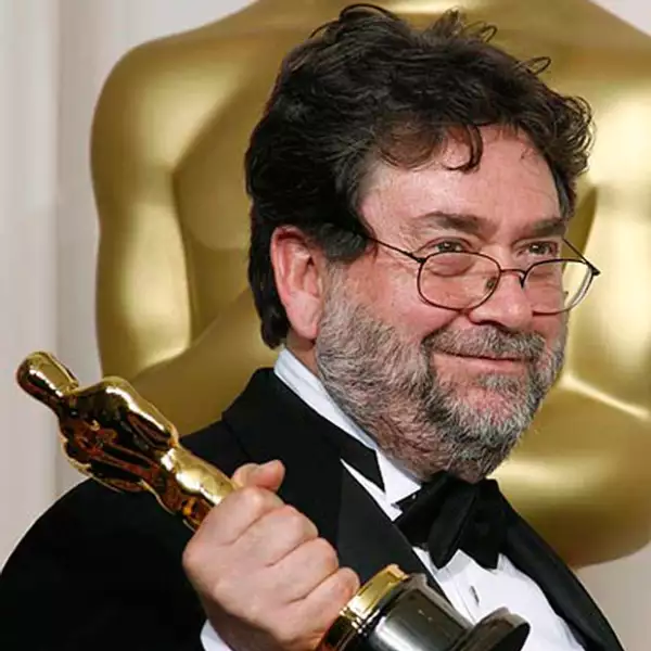 Una de las películas de Guillermo del Toro de dio el premio.