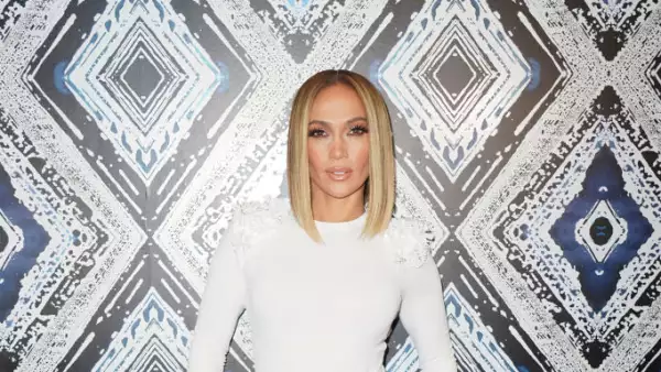 Jennifer Lopez