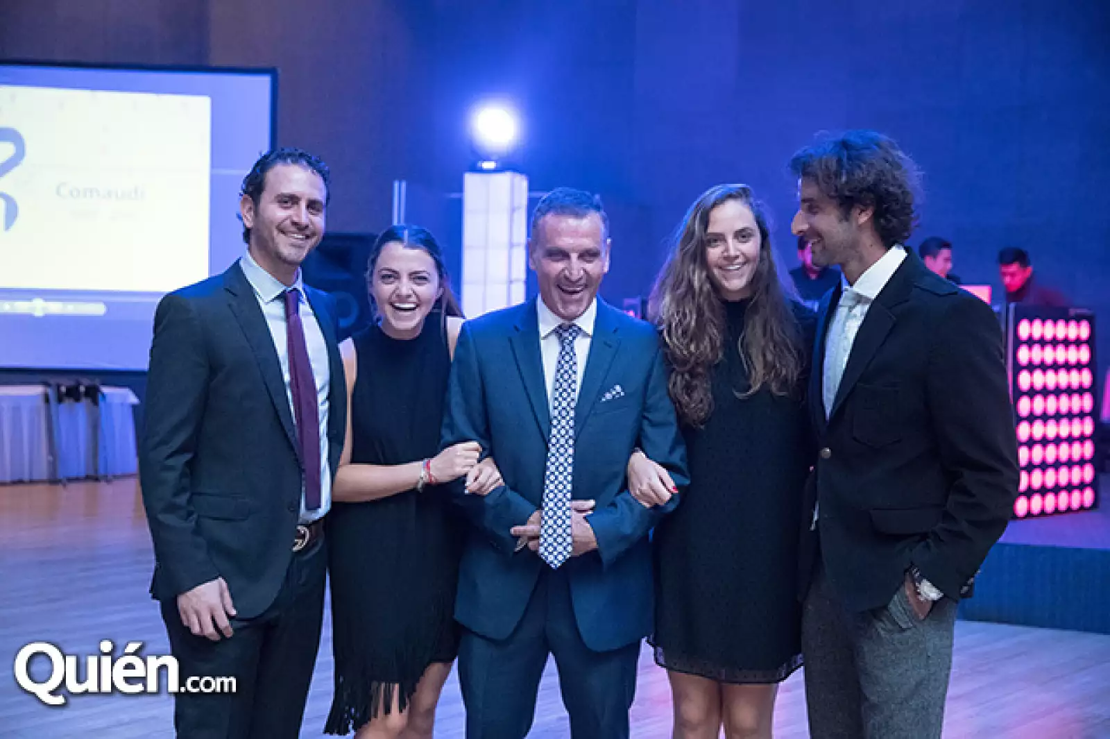 Jonathan, Paola, Tania, Daniel y Alan Salomón