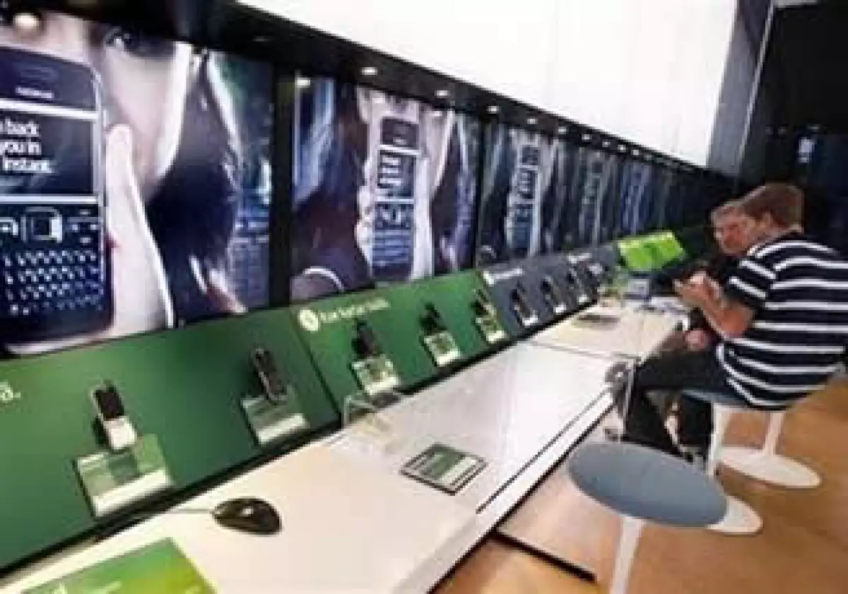 La compañía firmó una cuerdo con Microsoft para usar su software en lugar de su propia plataforma Symbian. (Foto: Reuters)