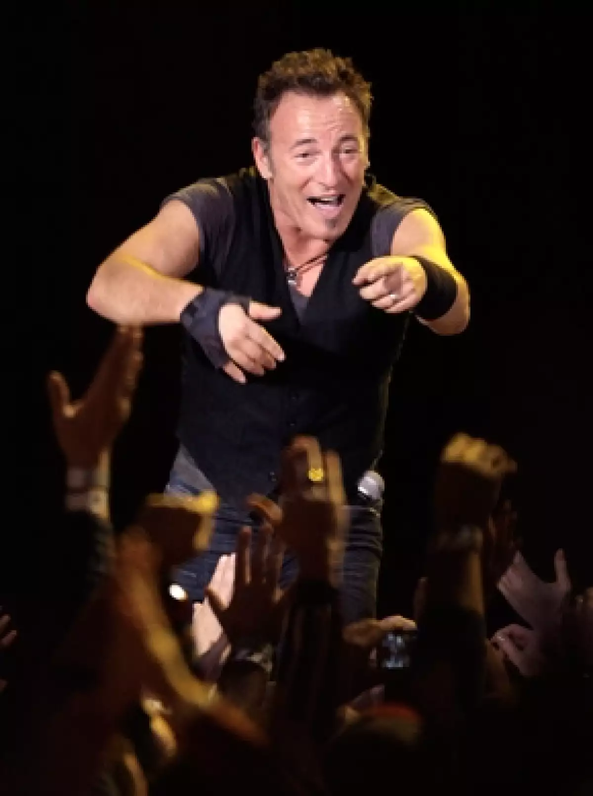 El cantante pide apoyar el proyecto de ley sobre matrimonios homosexuales que se someterá a votación el jueves en el Senado de este estado.