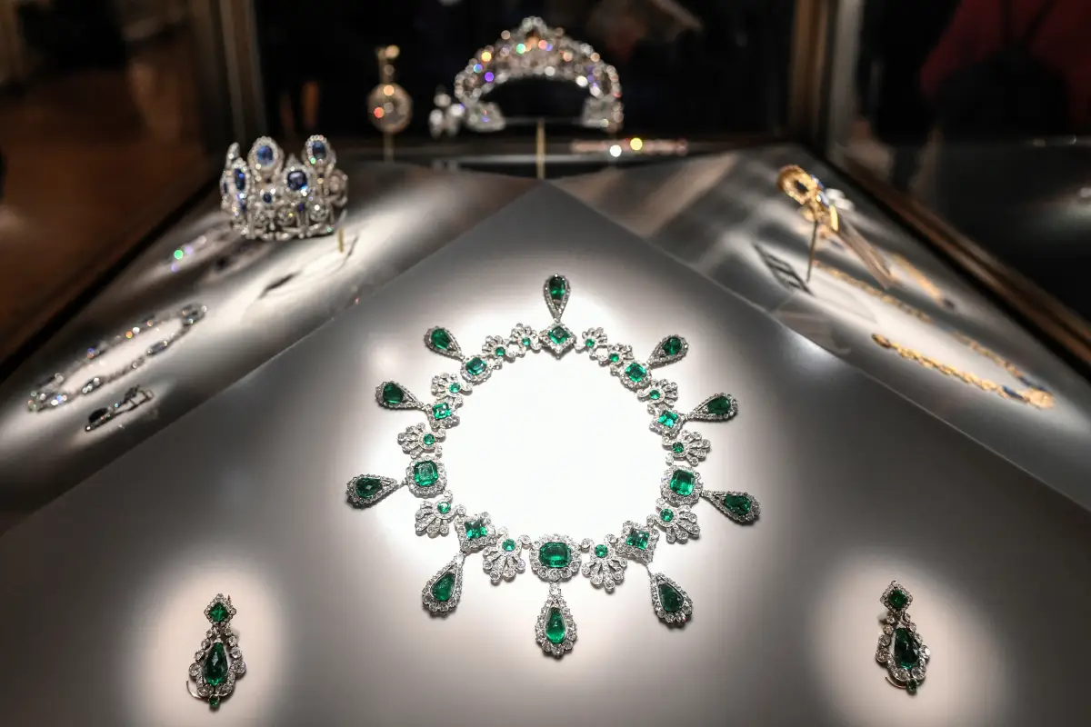 ¿Qué ha pasado con las joyas robadas del Louvre? 