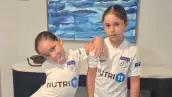 Paula y Emilia, de siete años, jugaron sus primeros partidos oficiales de futbol y ganaron.