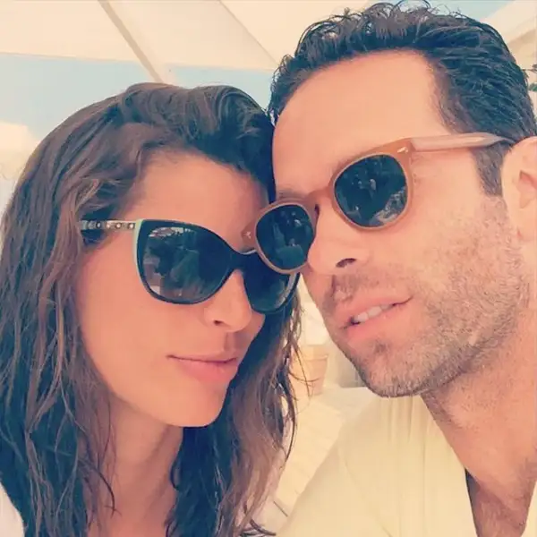 Otra foto de la pareja, ahora en la Costa Azul, donde el amor iba viento en popa.