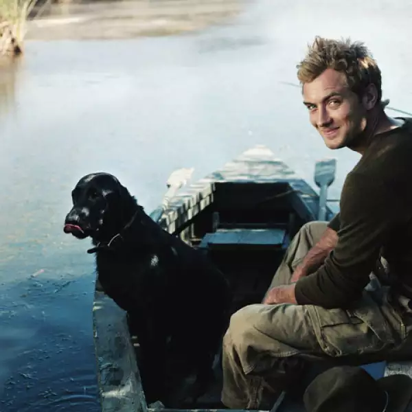 El sexy actor Jude Law también apareció en las páginas de Vanity Fair.