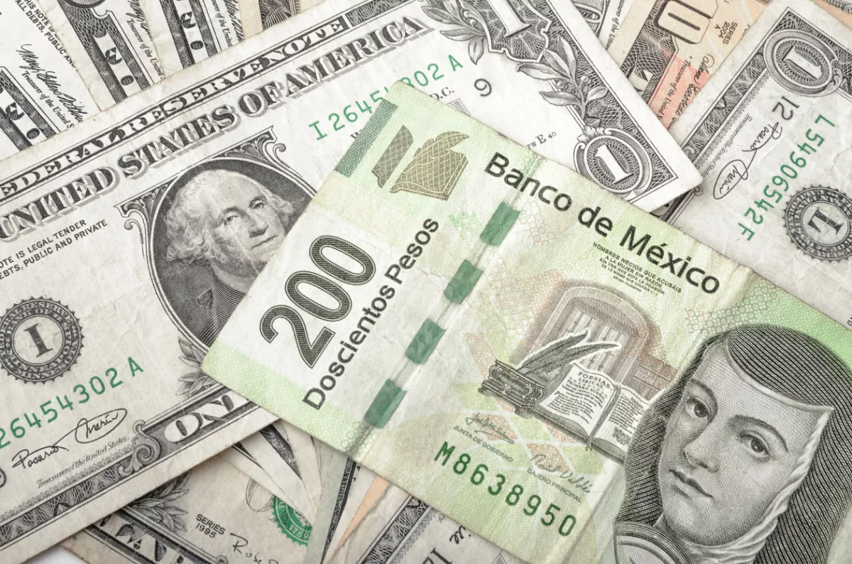 181010 tipo de cambio peso is agcuesta.jpg