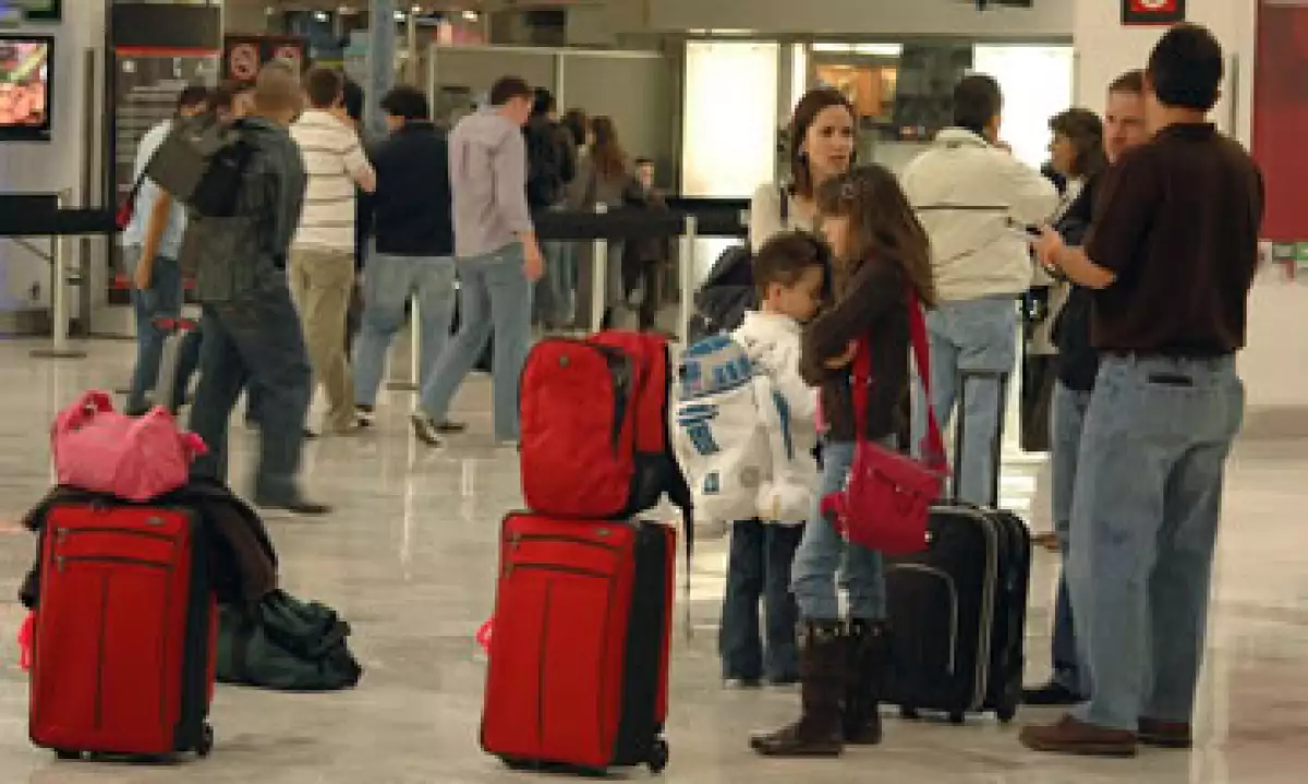 El AICM brindó atención personalizada a 405,603 viajeros en el periodo. (Foto: Archivo)