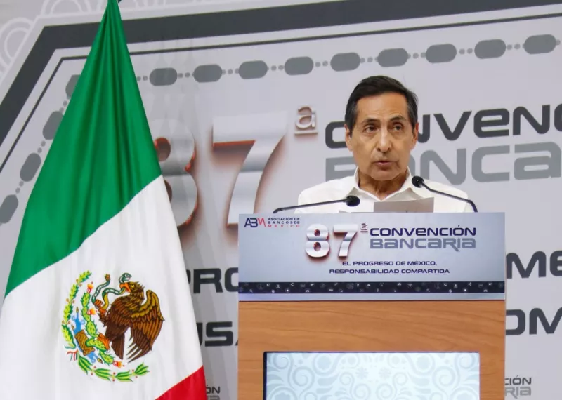 Ramírez de la O, 87 Convención Bancaria en Acapulco