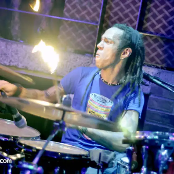 Alberto Sada presenta Tributo a Moderatto