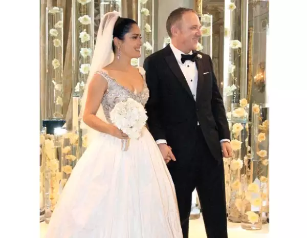 El 26 de abril de 2009 se casan por lo religioso en el Palazzo Grassi de Venecia, lugar en el que se conocieron.