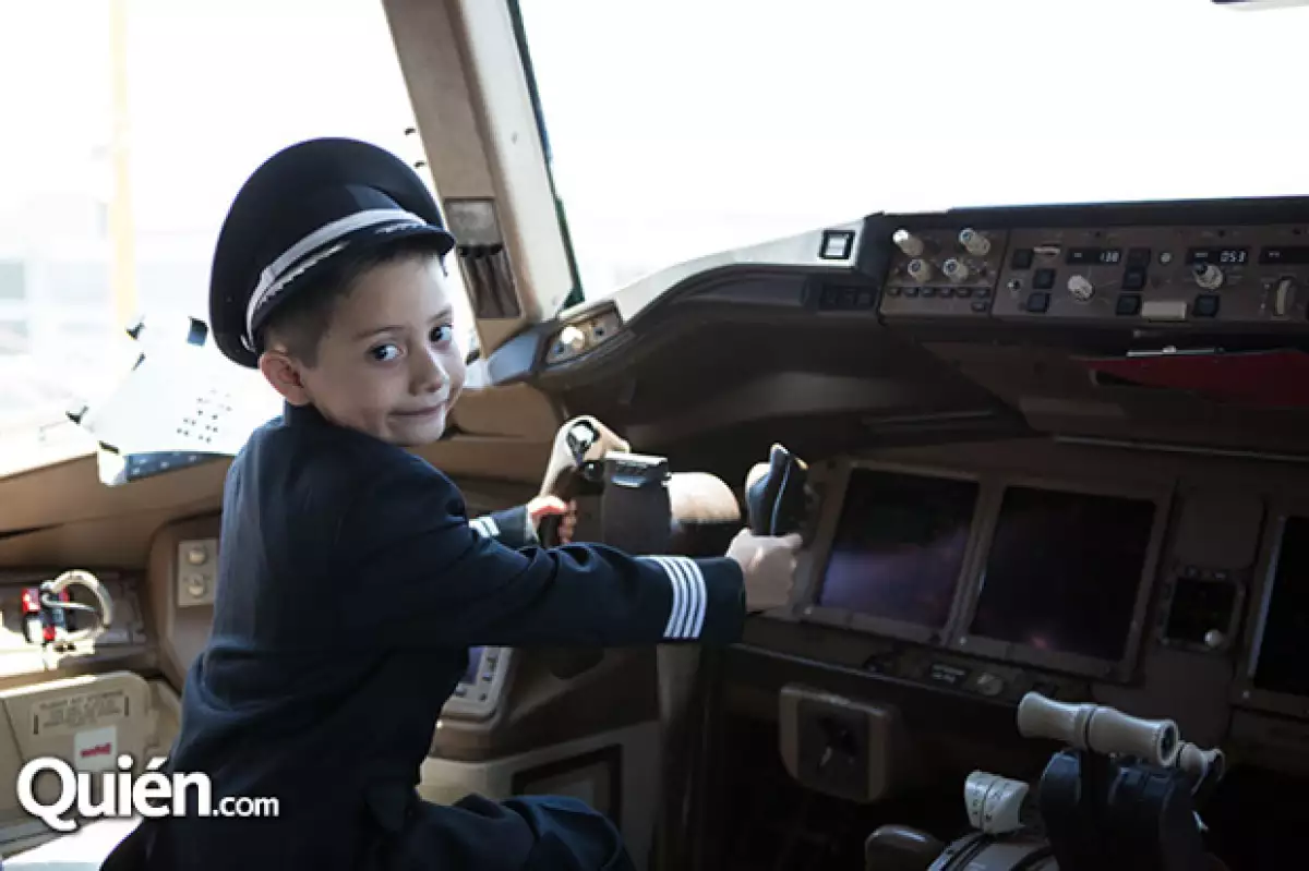 Fuimos testigos de cómo  la organización Make a Wish México junto con  Aeroméxico se unieron para regalarle a un niño un día inolvidable.