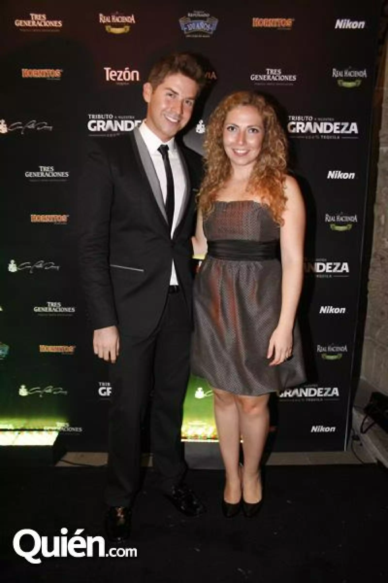 Tributo a nuestra grandeza