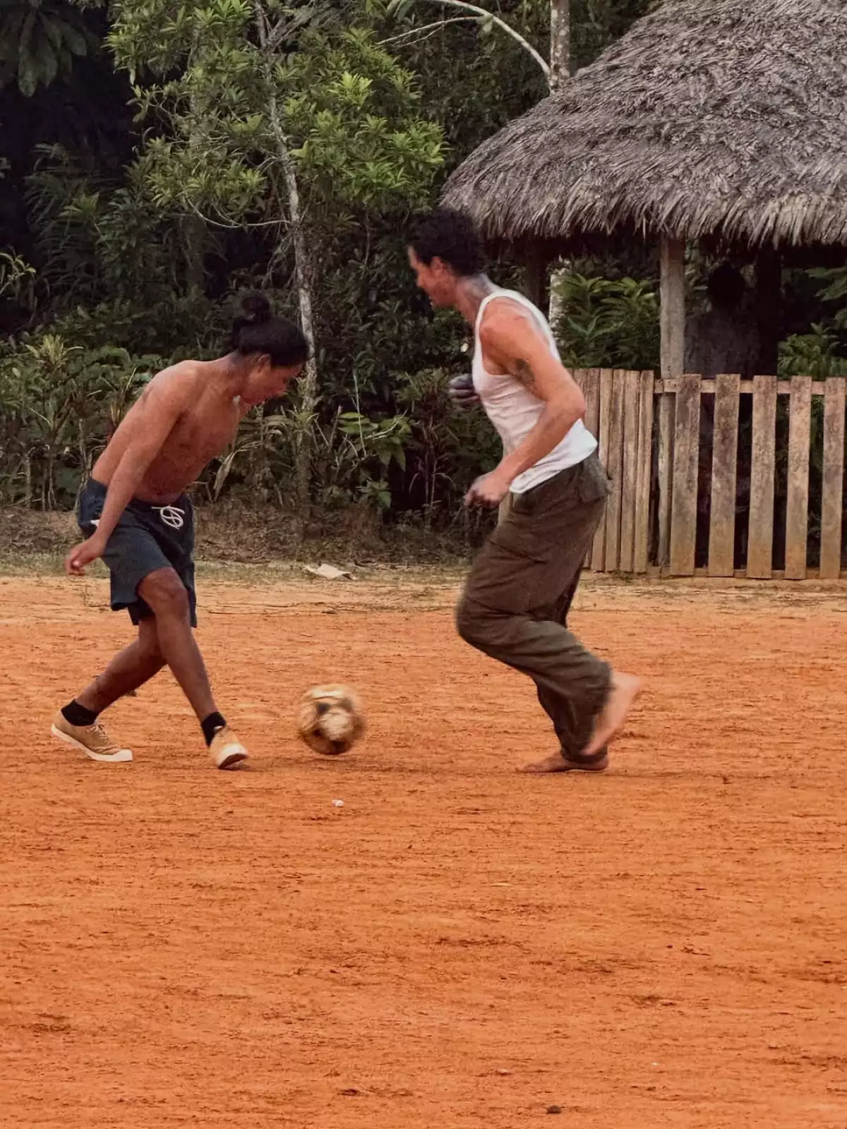 Shawn Mendes visita la Amazonia por primera vez