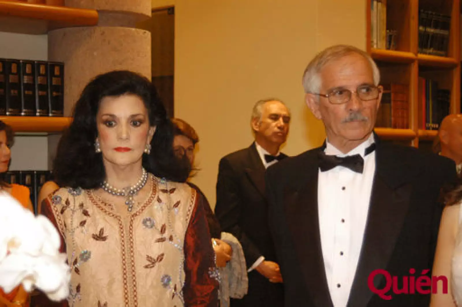 Beatriz Mendivil, Luis Gomez del Campo