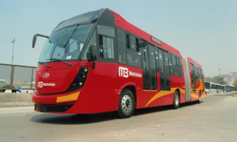 La implementación de un sistema como el Metrobús es 10 veces más económico que una línea de Metro.(Foto: Cortesía DINA)