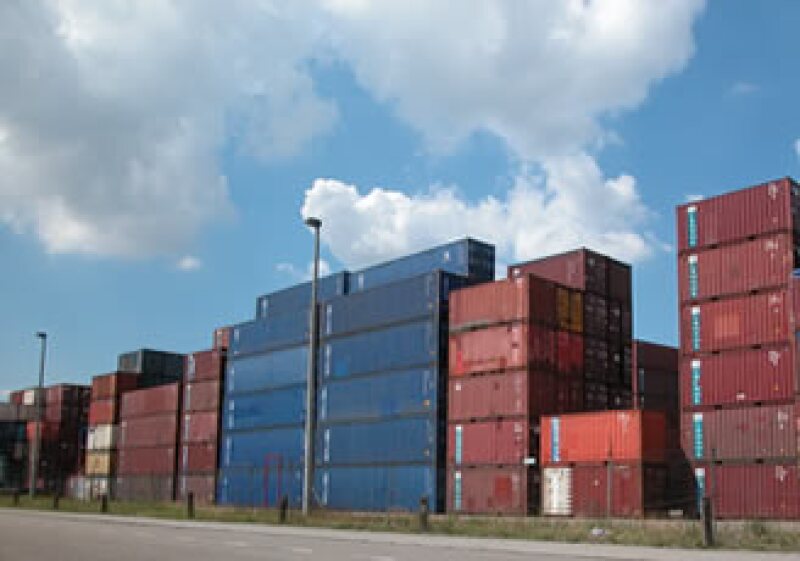 Pese a que la caída comercial continúa, la OCDE considera se ha reducido. (Foto: Cortesía SCX)