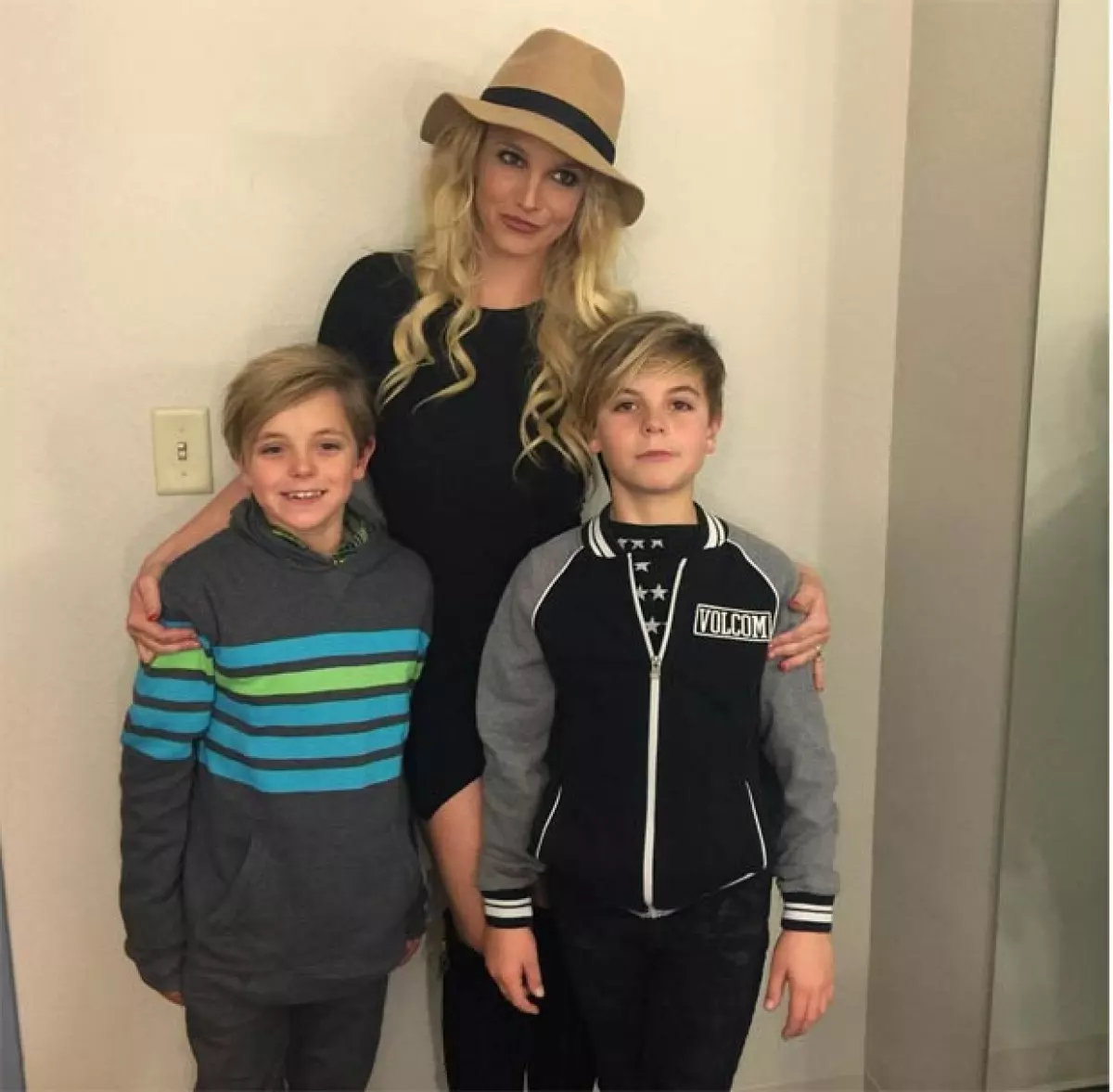 Jayden cumplió 10 años el 12 de septiembre, mientras que Preston cumplirá 11 el 14 de septiembre.