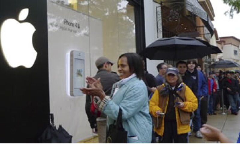 Apple anunció que había recibido más de 1 millón de pedidos del dispositivo. (Foto: Reuters)