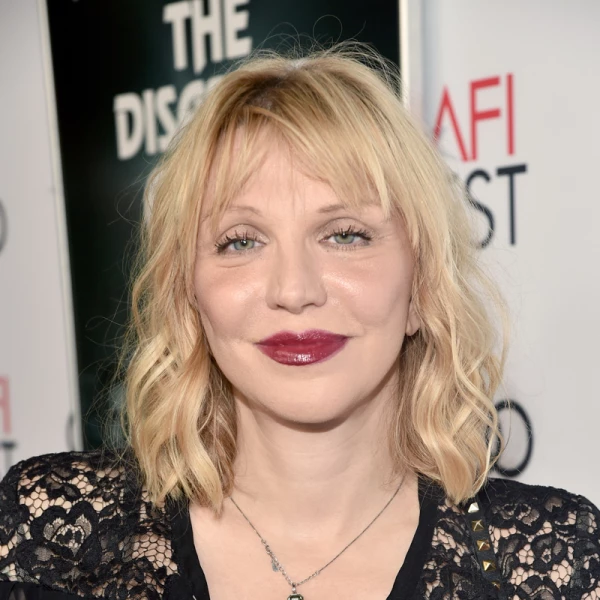COURTNEY-Love
