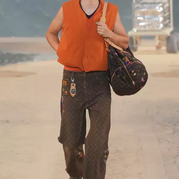 Vuitton m S27 066.jpg