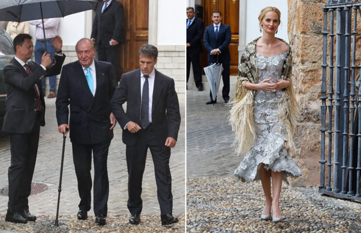 El rey Juan Carlos y Lauren Santo Domingo fueron captados a su llegada a la iglesia.