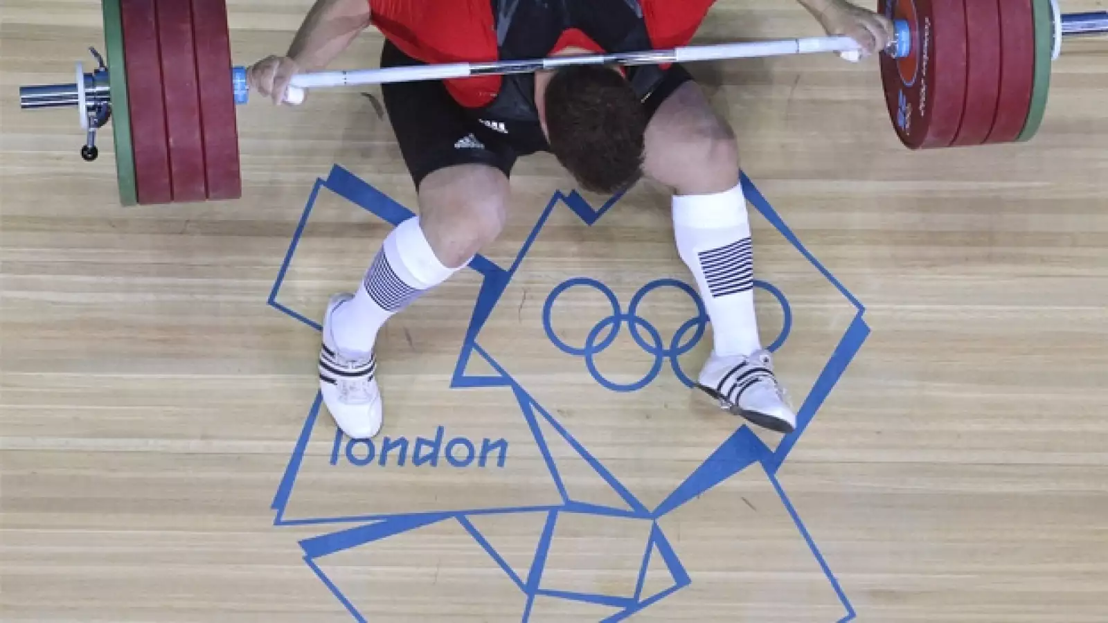 accidente en levantamiento de pesas