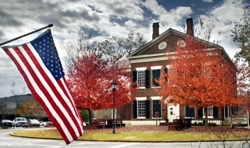 Fue el lugar de la primera fiebre del oro y recibe más de un millón de visitantes al año.