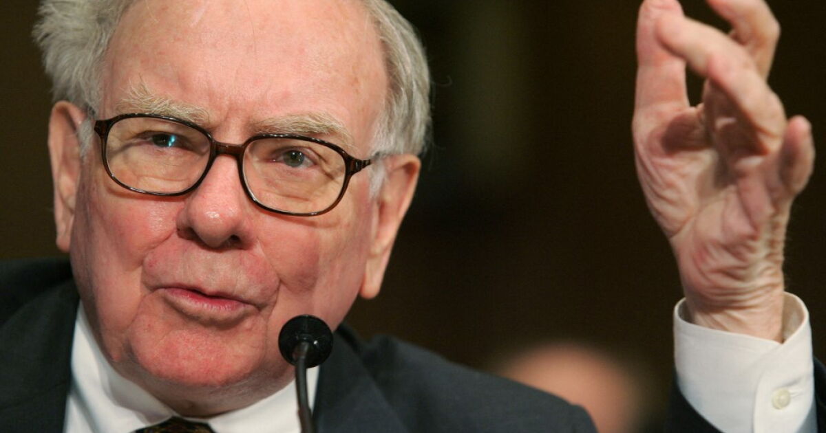 BUFFETT SE BAJA DEL TREN: EL IMPERIO DE UN BILLÓN DE DÓLARES BUSCA NUEVO CAPITÁN