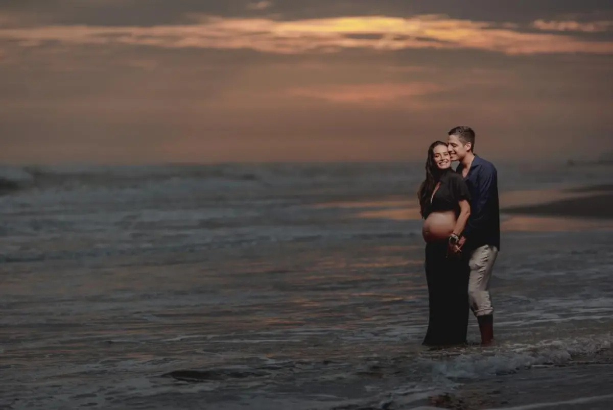 Gina Holguín y Andrés Vaca están listos para ser papás de Ian, su primer hijo