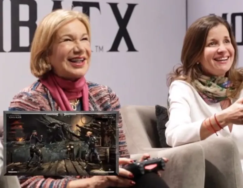 ¿Te imaginas a Guadalupe Loaeza jugando luchitas? Esto pasó cuando la invitaron a jugar Mortal Kombat y aunque no lo crean, le encantó.