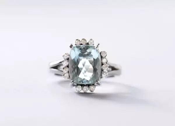 anillos de compromiso