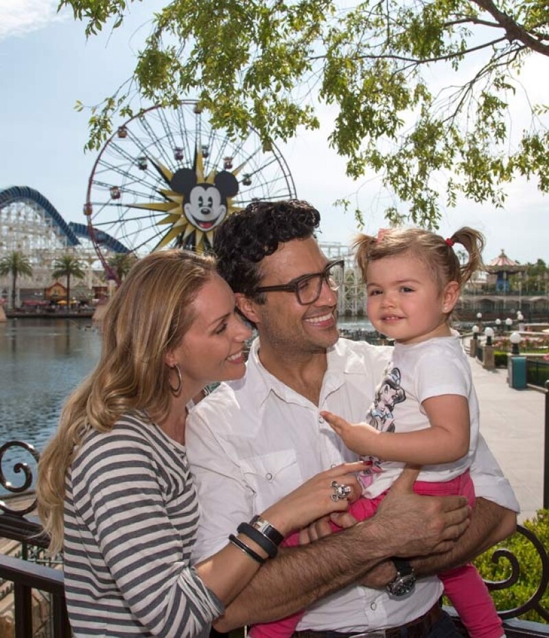 El amor de Jaime y Heidi hacia su pequeña no se puede ocultar.