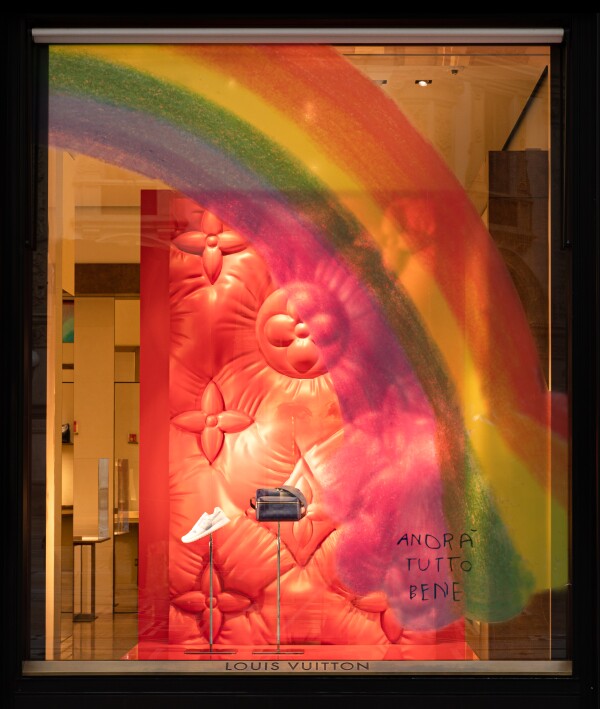 Galleria_LV_Vetrina-1.jpg